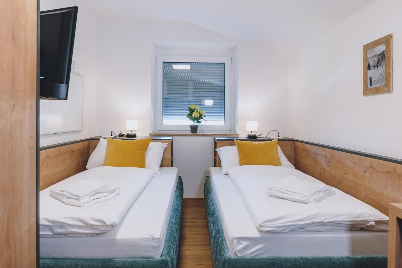 Spa Chalet By We Rent Zell am See Ngoại thất bức ảnh