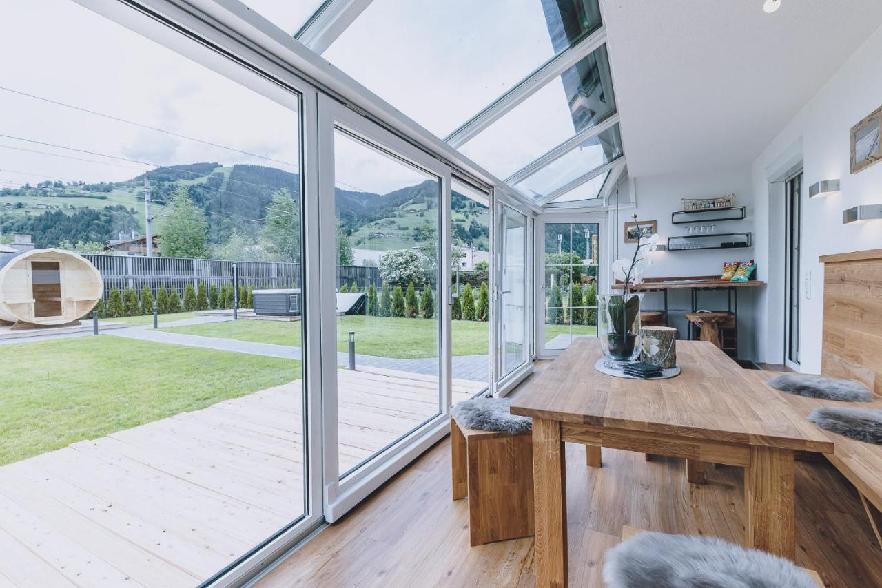 Spa Chalet By We Rent Zell am See Ngoại thất bức ảnh
