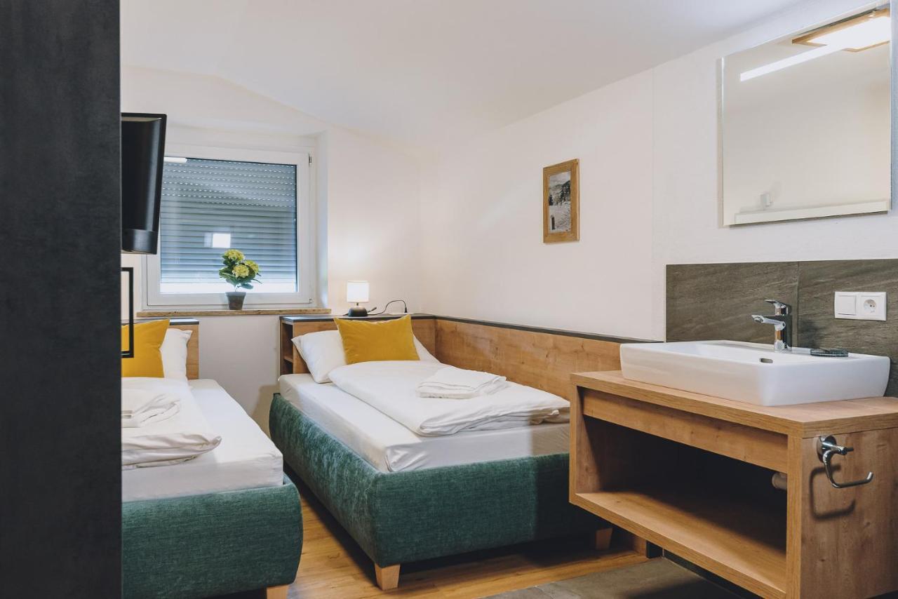 Spa Chalet By We Rent Zell am See Ngoại thất bức ảnh