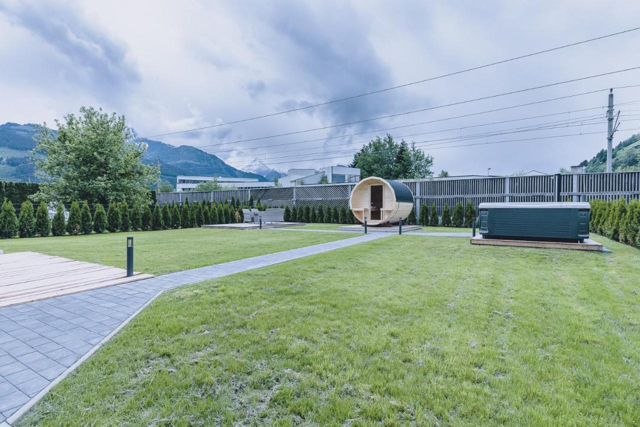 Spa Chalet By We Rent Zell am See Ngoại thất bức ảnh